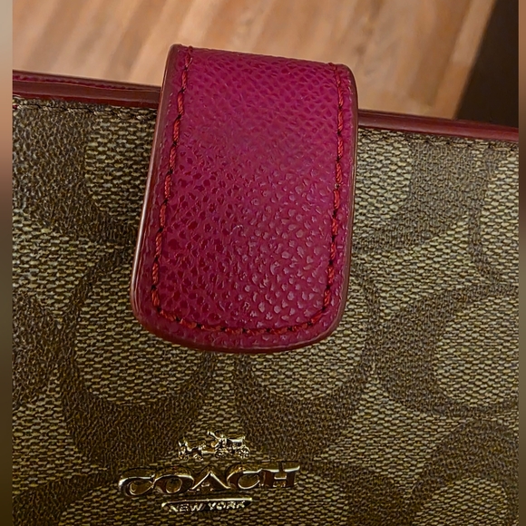 Coach Project Wallet - Picture 2 of 8